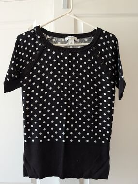 White House Black Market Black and White Polka Dot Short Sleeve Sweater